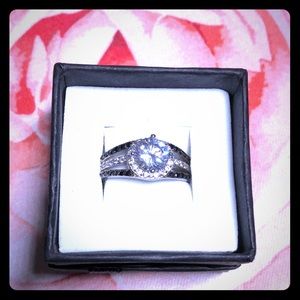 Beautiful statement cocktail fashion ring